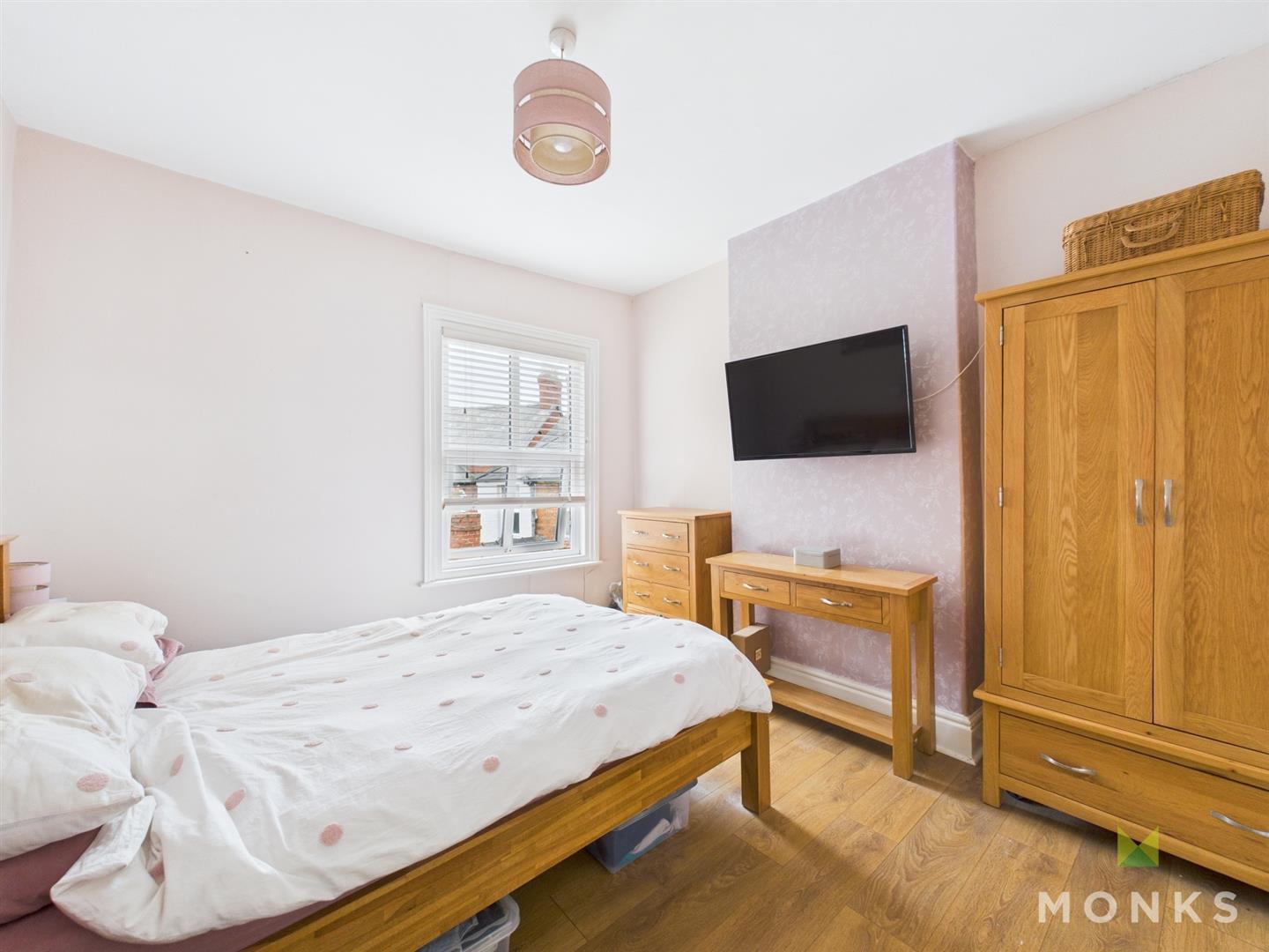 25 Stewart Road, Oswestry, SY11 2HB For Sale